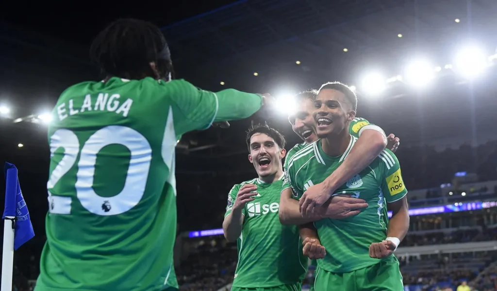 Antony Elanga (left) celebrate Malik Thiaw's (right) goal